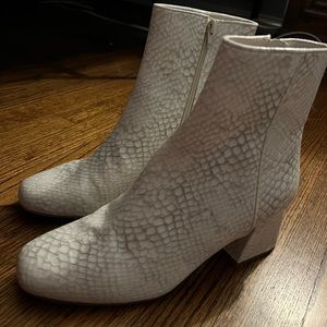 Steve Madden Booties